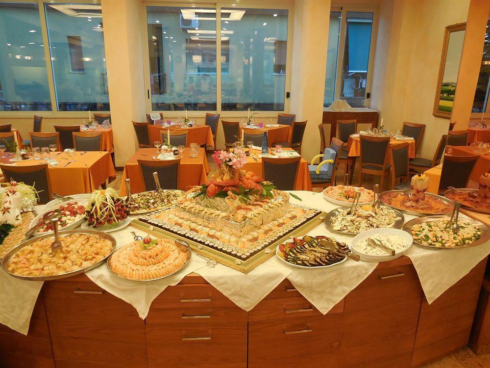 Hotel Smeraldo Cesenatico Eksteriør billede