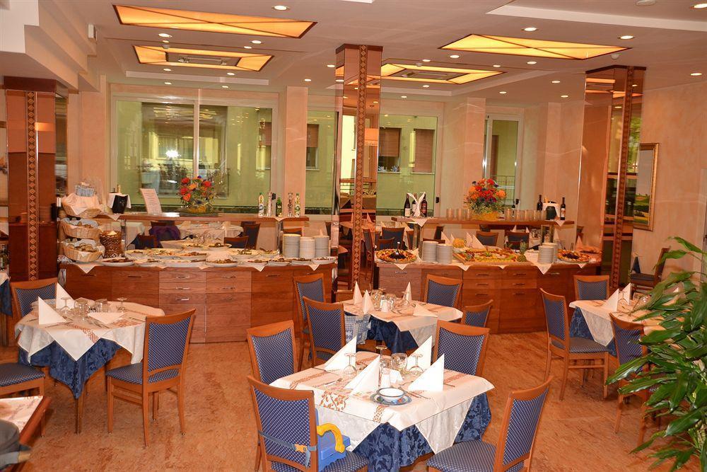 Hotel Smeraldo Cesenatico Eksteriør billede