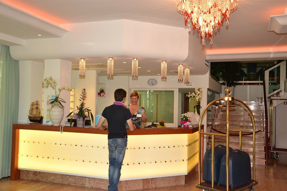 Hotel Smeraldo Cesenatico Eksteriør billede